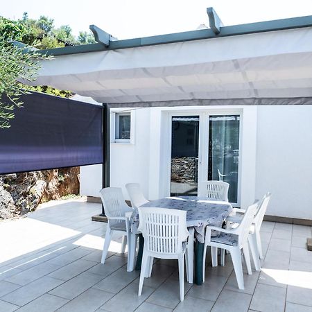 Apartments Solta Rogač المظهر الخارجي الصورة