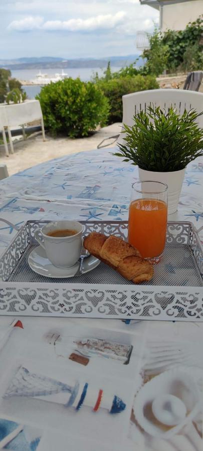 Apartments Solta Rogač المظهر الخارجي الصورة